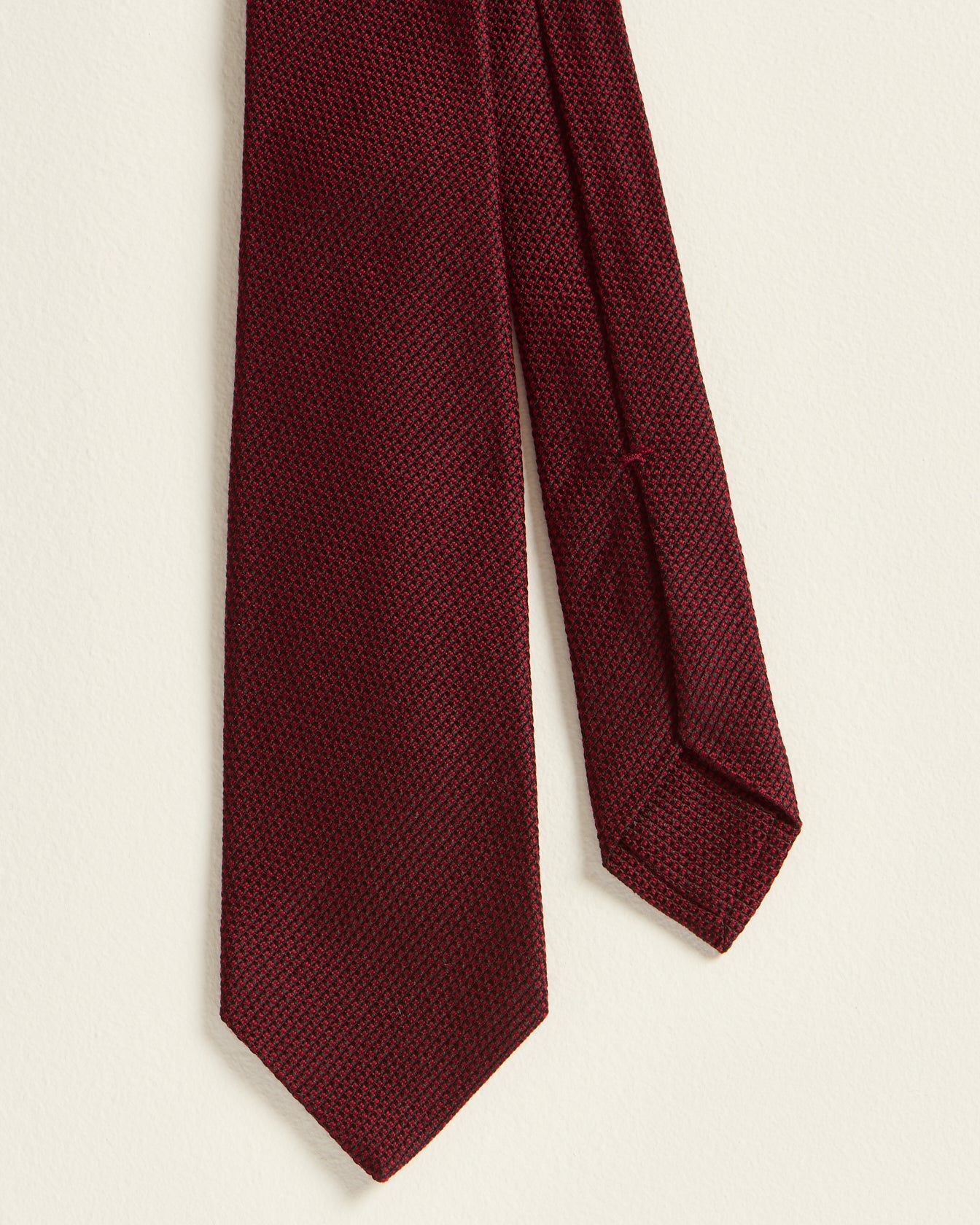 men's burgundy knit micro pattern tie