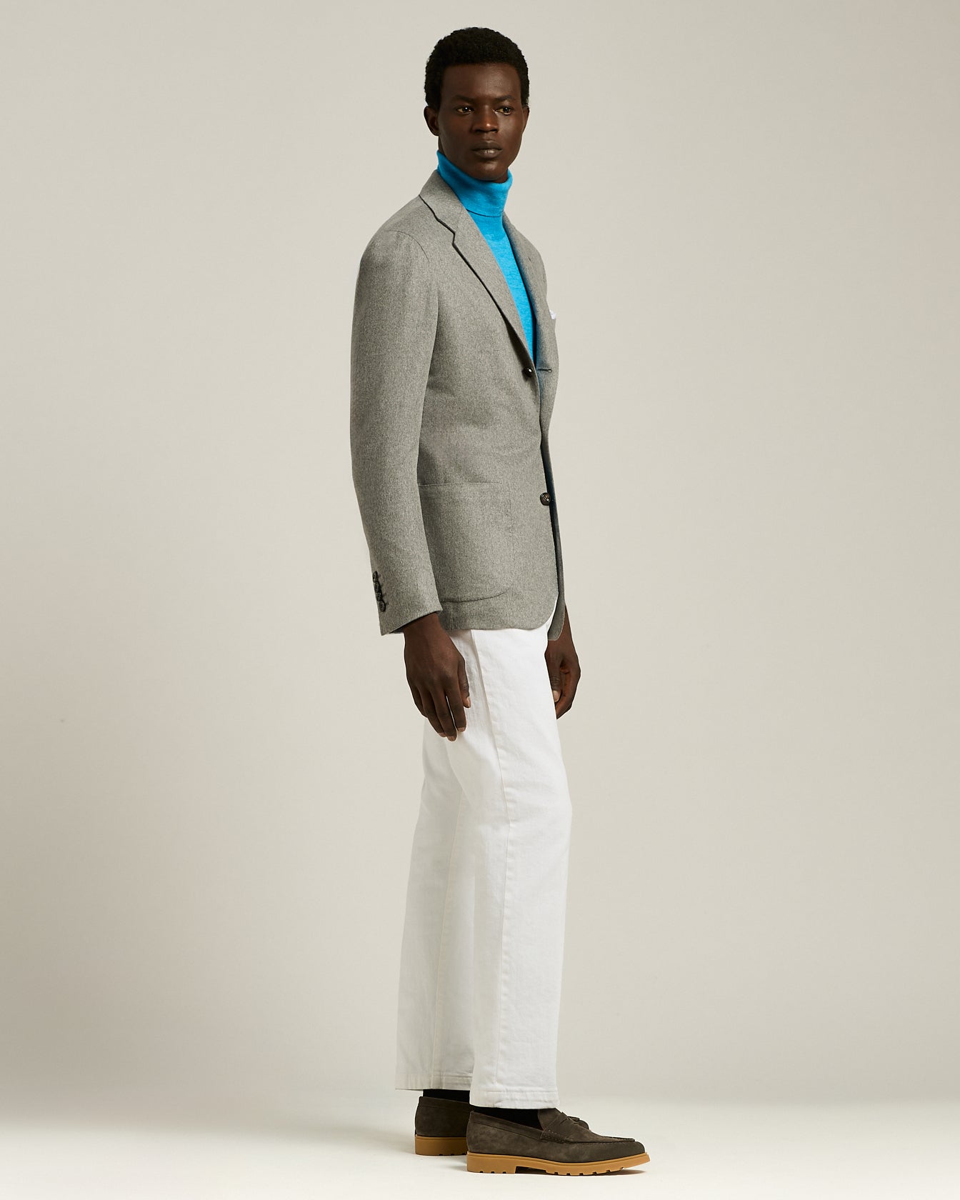 LIGHT GREY CASHMERE AND VICUÑA BLAZER WITH NOTCH LAPEL