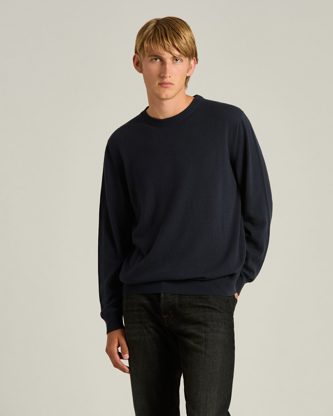 men's midnight blue pure cashmere crew neck sweater