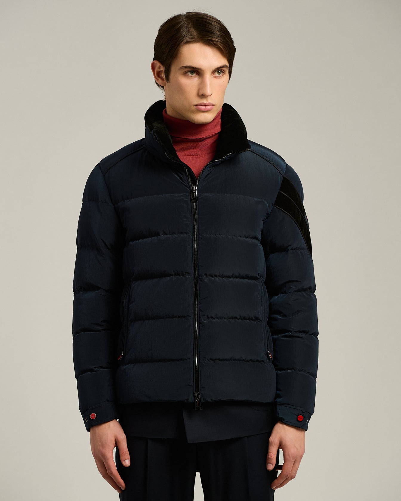 QUILTED BOMBER IN NAVY TECHNICAL FABRIC